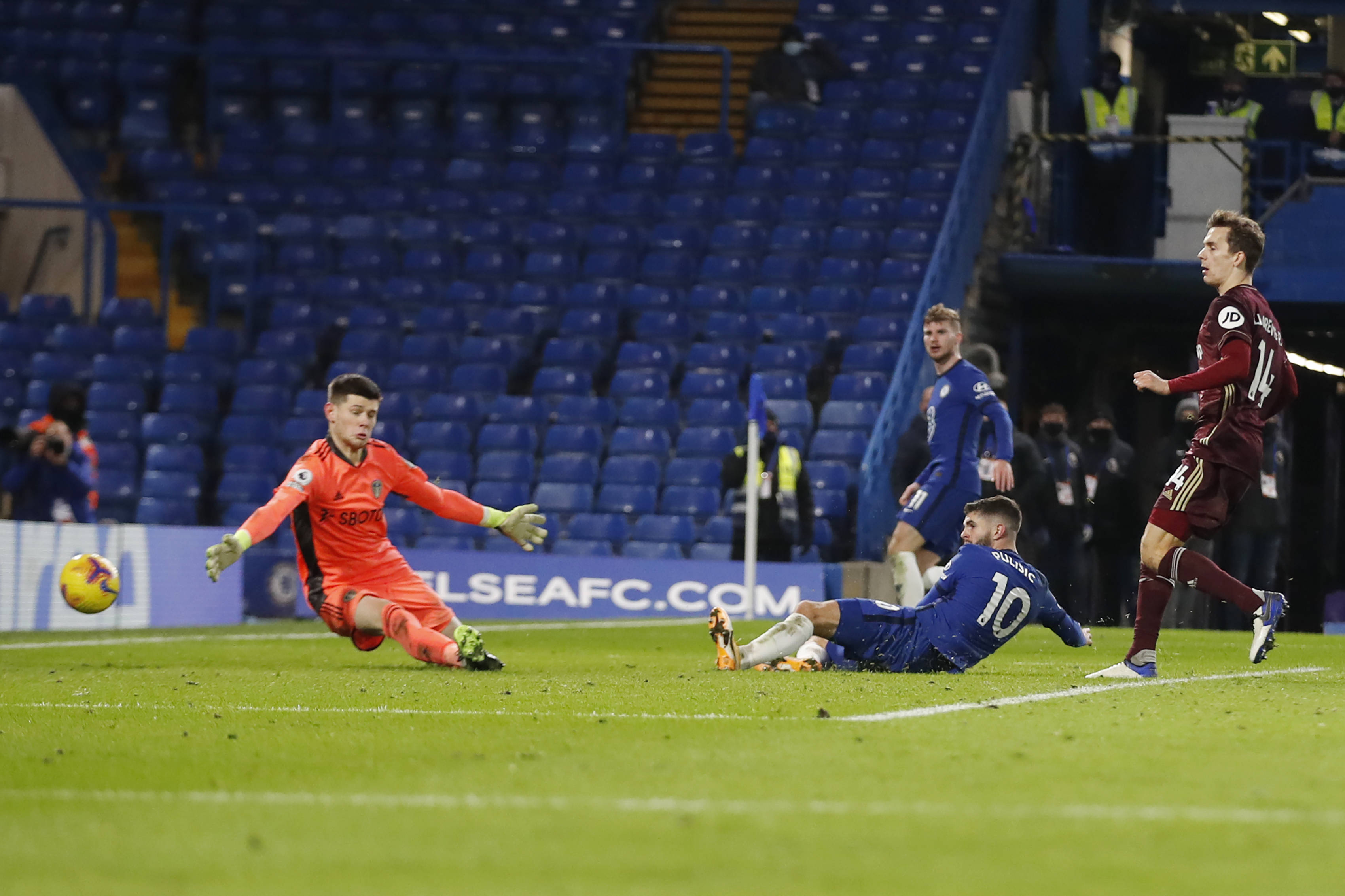 在谢什科眼 在谢什科眼